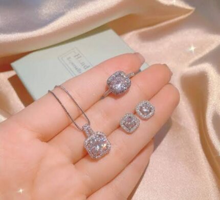 Pendant Set